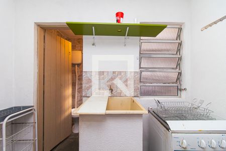 Cozinha de kitnet/studio para alugar com 1 quarto, 20m² em Liberdade, São Paulo