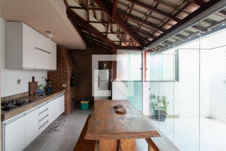 Apartamento à venda com 98m², 2 quartos e 2 vagasCobertura