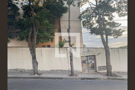 Apartamento à venda com 98m², 2 quartos e 2 vagasFachada