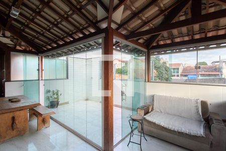 Apartamento à venda com 98m², 2 quartos e 2 vagasCobertura