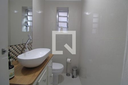 Casa para alugar com 140m², 3 quartos e 2 vagasBanheiro