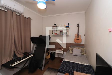 Quarto 2 de casa à venda com 3 quartos, 140m² em Vila Carrao, São Paulo
