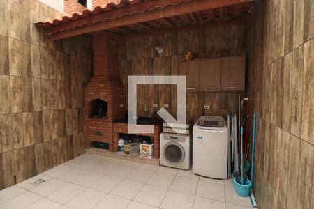 Casa à venda com 140m², 3 quartos e 3 vagasChurrasqueira