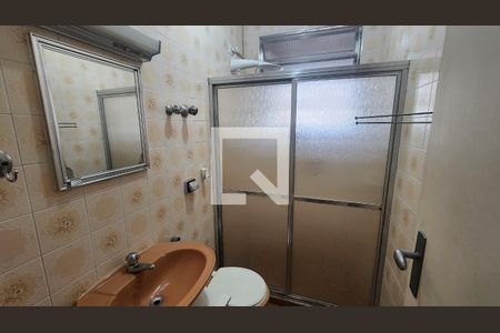 Banheiro de apartamento para alugar com 1 quarto, 70m² em Boqueirão, Santos