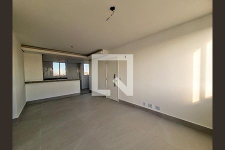 Sala/cozinha de apartamento à venda com 2 quartos, 67m² em Ipiranga, Belo Horizonte