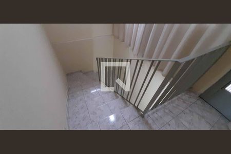 Escada de casa à venda com 2 quartos, 157m² em Jaguaribe, Osasco