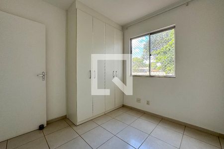 Quarto 2 de apartamento para alugar com 3 quartos, 69m² em Cinquentenário, Belo Horizonte