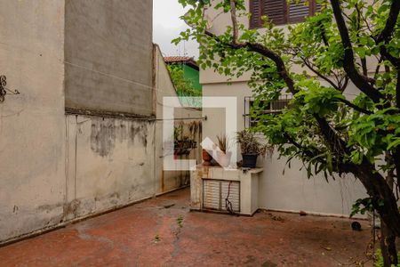 Casa à venda com 200m², 3 quartos e 2 vagasÁrea de Serviço