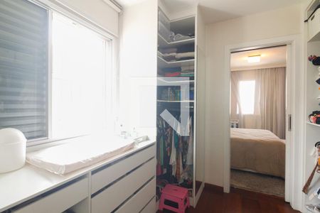 Apartamento à venda com 106m², 3 quartos e 2 vagasSuíte - Closet