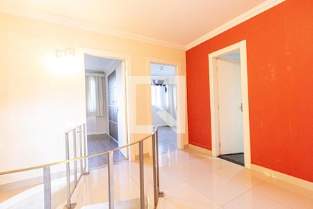 Hall  de apartamento para alugar com 3 quartos, 127m² em Cabral, Curitiba
