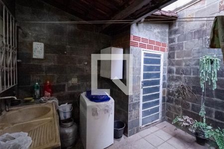 Casa de condomínio à venda com 72m², 3 quartos e sem vaga Casa de condomínio à venda com 72m², 3 quartos e sem vagaÁrea de serviço