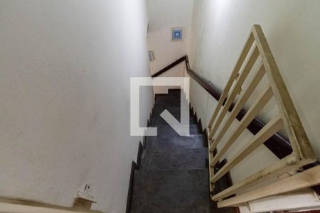 Escada de casa de condomínio à venda com 3 quartos, 72m² em Dona Clara, Belo Horizonte