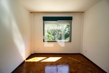Quarto 1 de apartamento para alugar com 3 quartos, 81m² em Cristal, Porto Alegre
