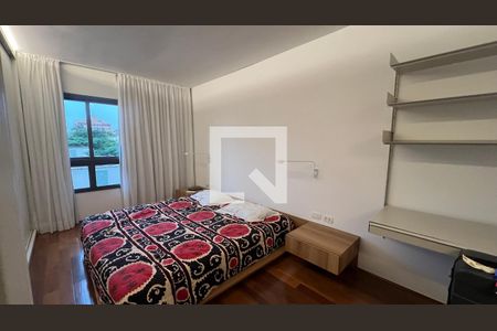 Suite de apartamento à venda com 1 quarto, 64m² em Vila Madalena, São Paulo