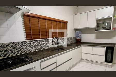 Casa à venda com 2 quartos, 11m² em Vila Lemos, Campinas