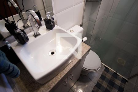Banheiro de apartamento à venda com 2 quartos, 120m² em Ouro Preto, Belo Horizonte