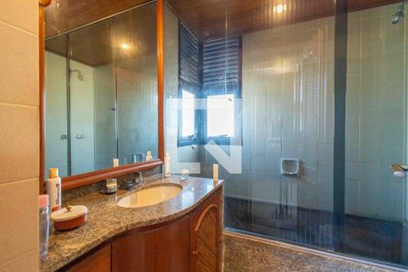 Apartamento à venda com 141m², 4 quartos e 3 vagasBanheiro Suíte