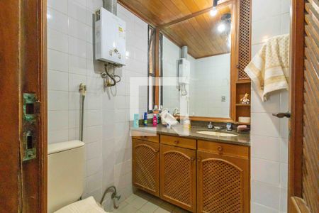 Apartamento à venda com 141m², 4 quartos e 3 vagasBanheiro Social