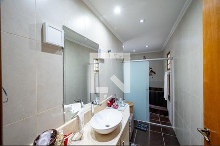 Casa à venda com 170m², 3 quartos e 2 vagasBanheiro da Suíte 1