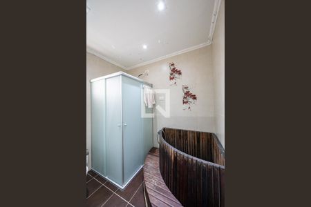 Casa à venda com 170m², 3 quartos e 2 vagasBanheiro da Suíte 1