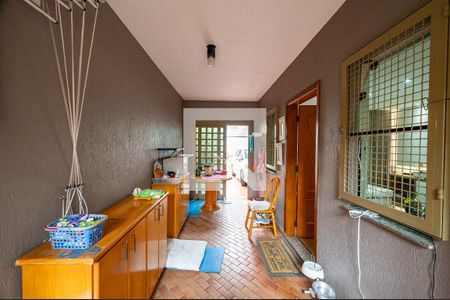 Casa à venda com 170m², 3 quartos e 2 vagasEntrada