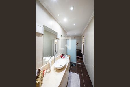 Casa à venda com 170m², 3 quartos e 2 vagasBanheiro da Suíte 1