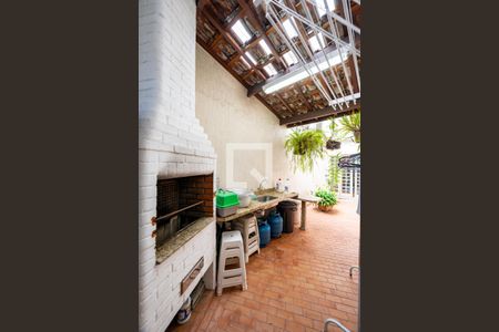 Casa à venda com 170m², 3 quartos e 2 vagasChurrasqueira