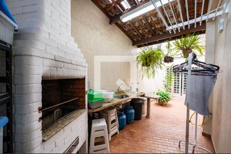 Casa à venda com 170m², 3 quartos e 2 vagasChurrasqueira