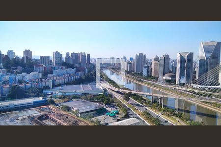 Apartamento à venda com 252m², 4 quartos e 4 vagas Apartamento à venda com 252m², 4 quartos e 4 vagasVista da Varanda