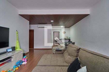 Sala de casa à venda com 2 quartos, 300m² em Grajaú, Rio de Janeiro