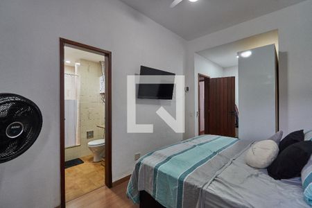 Quarto Suite de casa à venda com 2 quartos, 300m² em Grajaú, Rio de Janeiro