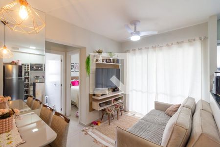 Sala de apartamento para alugar com 2 quartos, 60m² em Umuarama, Osasco