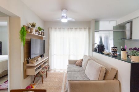 Sala de apartamento para alugar com 2 quartos, 60m² em Umuarama, Osasco