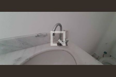 Casa à venda com 87m², 3 quartos e 2 vagas Casa à venda com 87m², 3 quartos e 2 vagasBanheiro