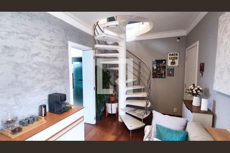 Apartamento para alugar com 120m², 3 quartos e 1 vaga Apartamento para alugar com 120m², 3 quartos e 1 vagaSala