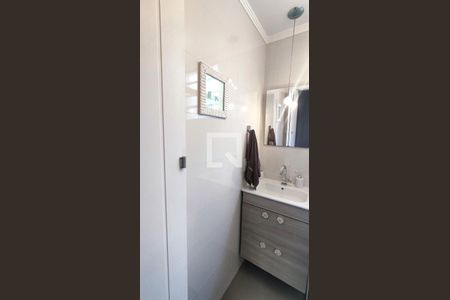 Apartamento para alugar com 120m², 3 quartos e 1 vaga Apartamento para alugar com 120m², 3 quartos e 1 vagaBanheiro 2