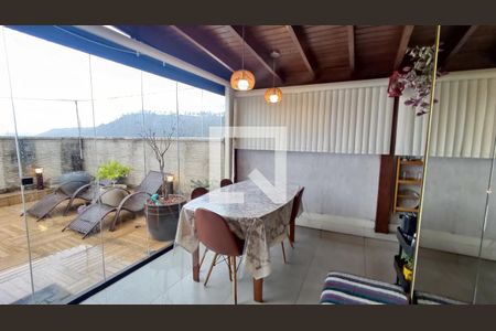Apartamento para alugar com 120m², 3 quartos e 1 vaga Apartamento para alugar com 120m², 3 quartos e 1 vagaChurrasqueira / Área de Serviço