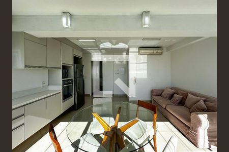 Apartamento para alugar com 97m², 1 quarto e 1 vagaSala