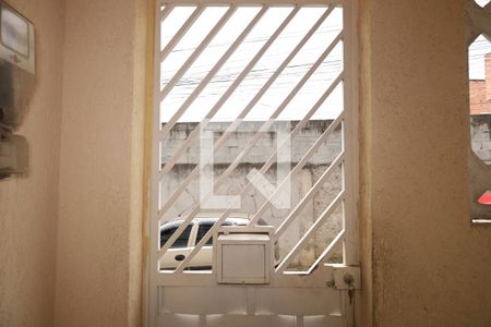 Casa à venda com 27m², 3 quartos e sem vagaVaranda - portão de entrada