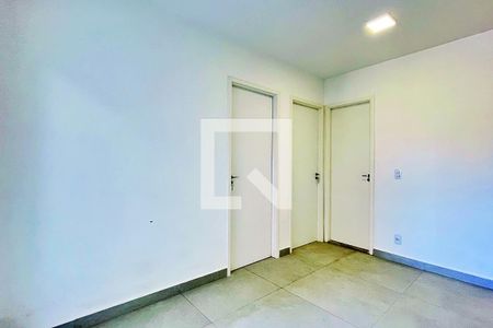 Sala de apartamento para alugar com 2 quartos, 43m² em Vila São João, Guarulhos