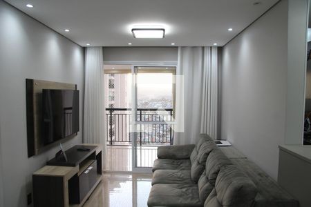Sala  de apartamento para alugar com 2 quartos, 68m² em Jardim Flor da Montanha, Guarulhos