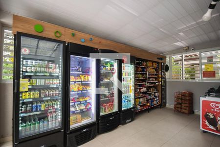 Apartamento à venda com 74m², 2 quartos e 2 vagasMercadinho