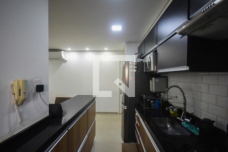 Apartamento à venda com 74m², 2 quartos e 2 vagasCozinha