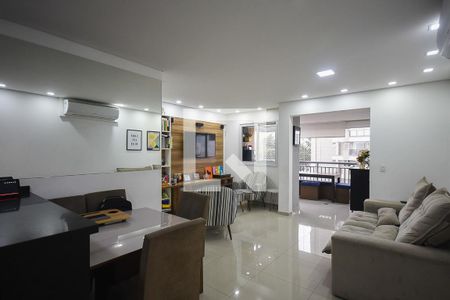 Sala de apartamento à venda com 2 quartos, 74m² em Vila Andrade, São Paulo