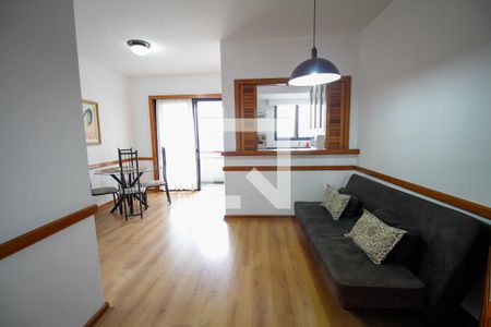 Sala/Sala de Jantar de apartamento para alugar com 1 quarto, 41m² em Cerqueira César, São Paulo