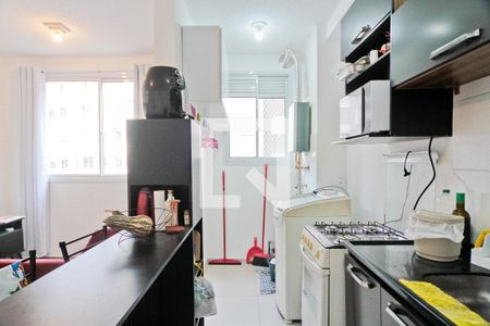 Cozinha de apartamento para alugar com 2 quartos, 39m² em Loteamento City Jaragua, São Paulo