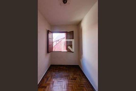 Quarto 2 de casa para alugar com 2 quartos, 76m² em Padre Eustáquio, Belo Horizonte