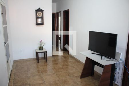Sala de casa à venda com 3 quartos, 260m² em Jardim Riacho das Pedras, Contagem