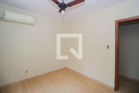 Quarto 1 de apartamento à venda com 3 quartos, 80m² em Petrópolis, Porto Alegre