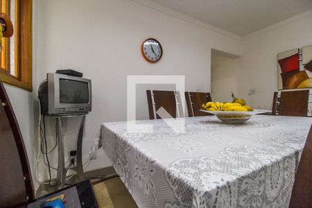 Casa à venda com 160m², 3 quartos e 2 vagas Casa à venda com 160m², 3 quartos e 2 vagasCozinha